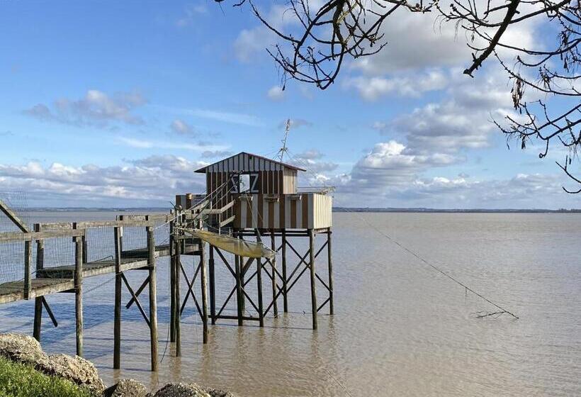 膳宿费 Château Papounan