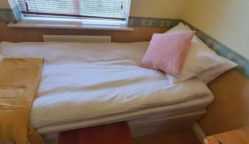 Majatalo Luxury King House