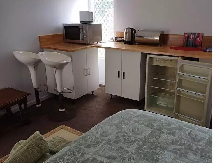 Majatalo Room In Guest Room   Cozy Room With Separate Entrance And Ensuit Bathroom