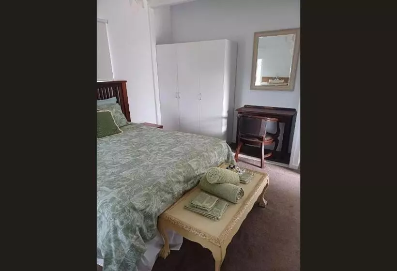 Majatalo Room In Guest Room   Cozy Room With Separate Entrance And Ensuit Bathroom