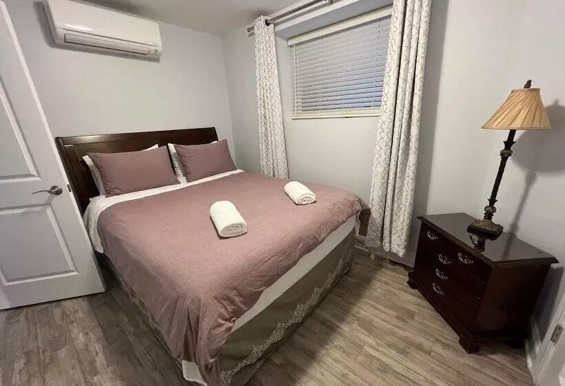 پانسیون Wrigleyville Inn