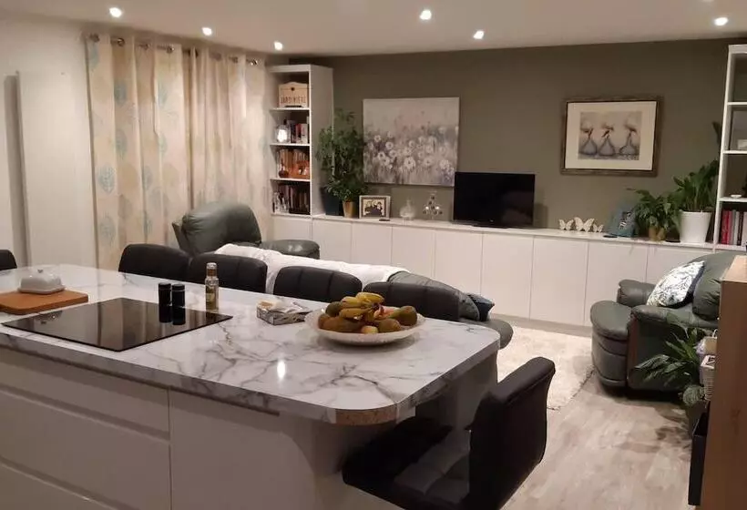レジデンス Charming 1 Bed House, A Home From Home In Lincoln