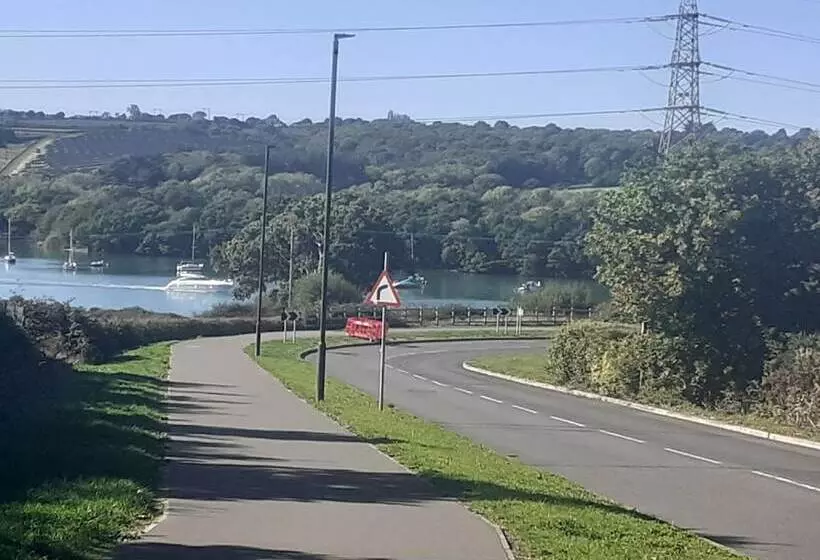 レジデンス Marinaa Inn, Welcome Home