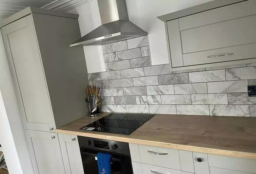 Ridley House Apartments