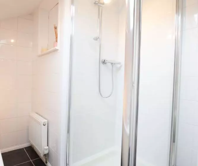 Ridley House Apartments