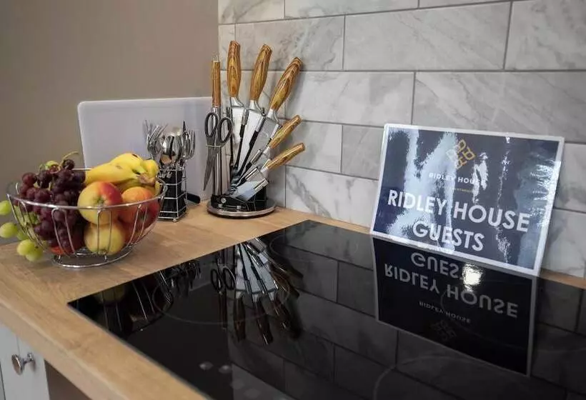 Ridley House Apartments