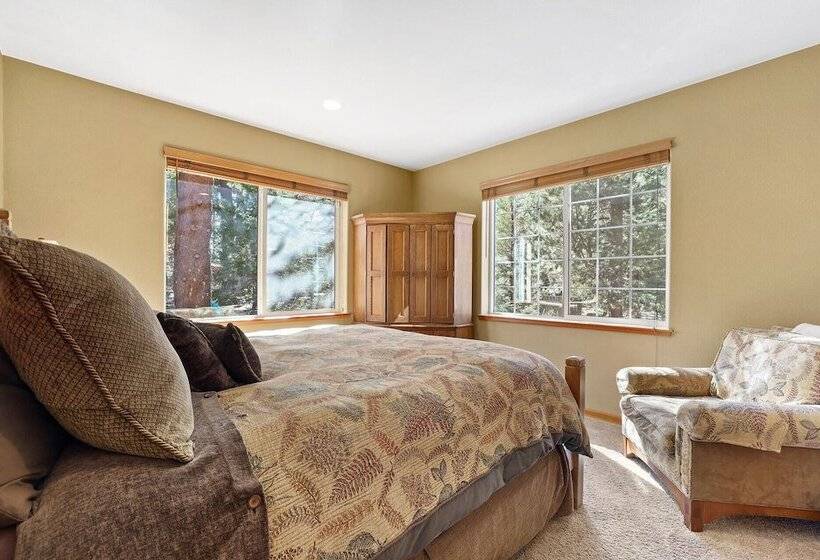 The Lodge On Oaxaco   Epic Man Cave / Billiard Room