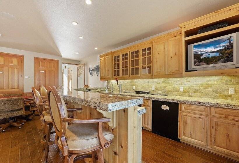 The Lodge On Oaxaco   Epic Man Cave / Billiard Room