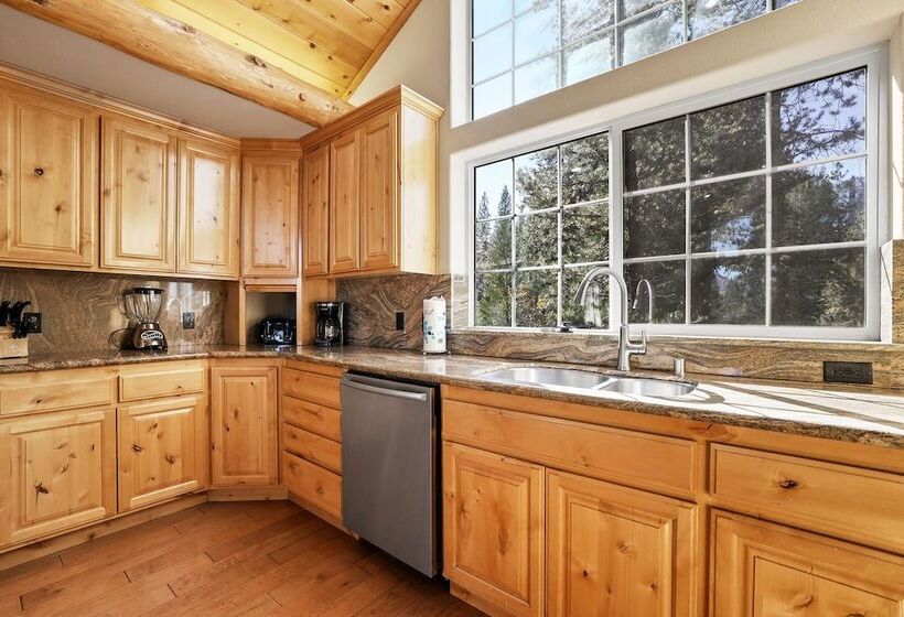 The Lodge On Oaxaco   Epic Man Cave / Billiard Room