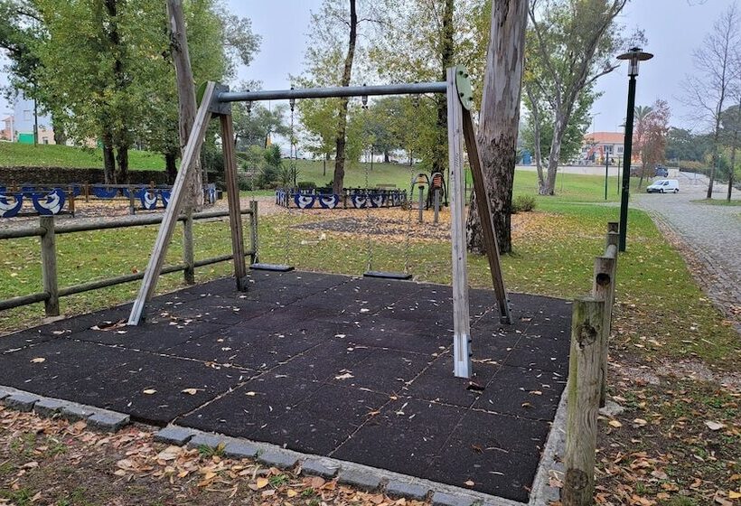 住宿加早餐  Residencia Paris Marinha