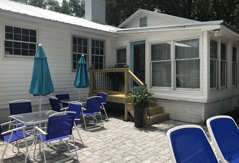 צימר The Cedar Point House