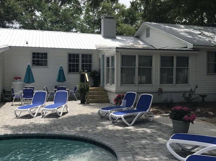 צימר The Cedar Point House