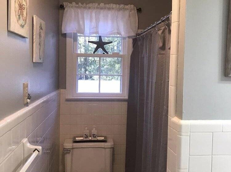 צימר The Cedar Point House