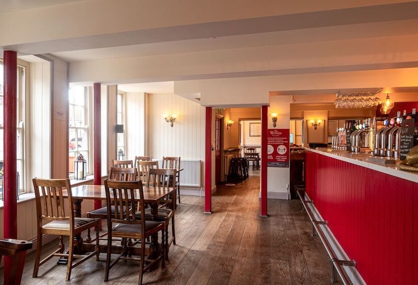 פונדק The Wenns Chop & Ale House