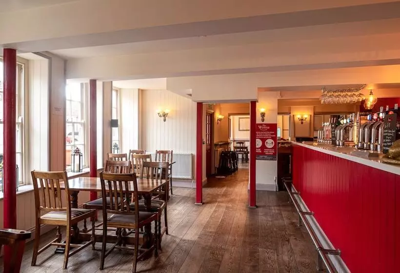 Hostelli The Wenns Chop & Ale House