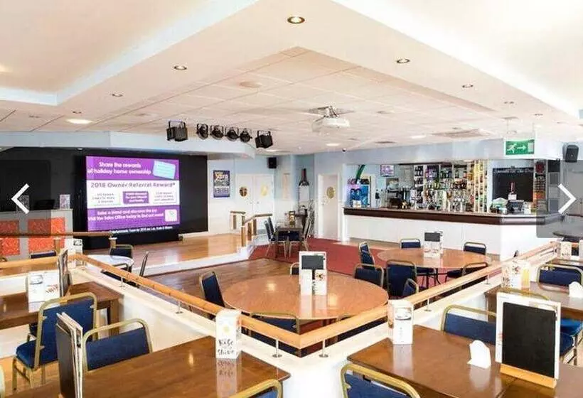 ホテル Captivating 2 Bed Villa In Pevensey