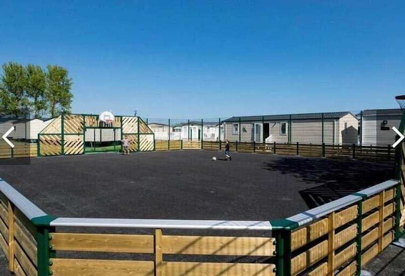 فندق Captivating 2 Bed Villa In Pevensey