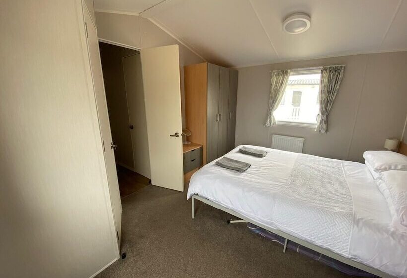 فندق Captivating 2 Bed Villa In Pevensey