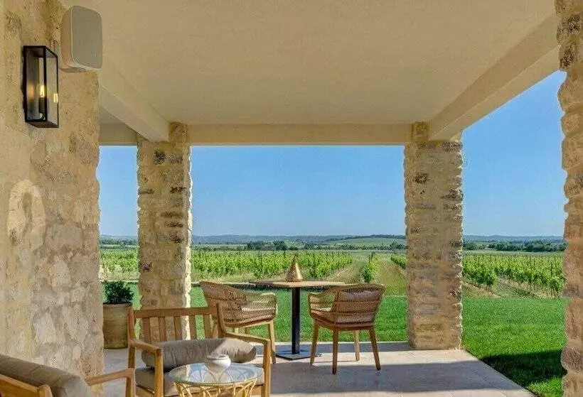 ホテル Domaine De Privadière & Spa