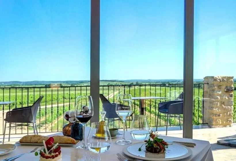 ホテル Domaine De Privadière & Spa