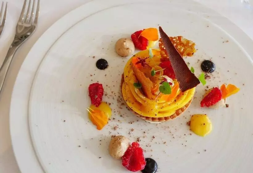 ホテル Domaine De Privadière & Spa