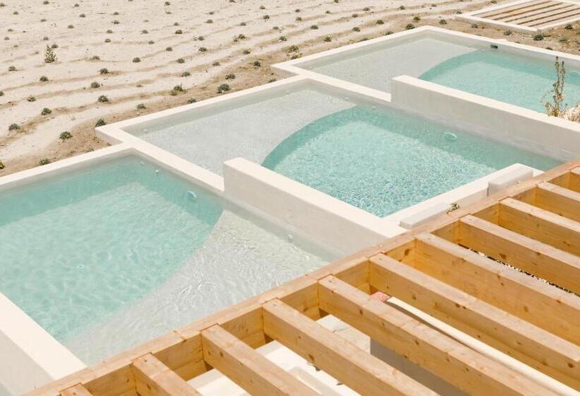 هتل Elysian Retreat