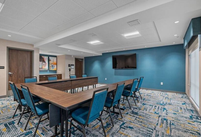 Отель Hampton Inn Morro Bay