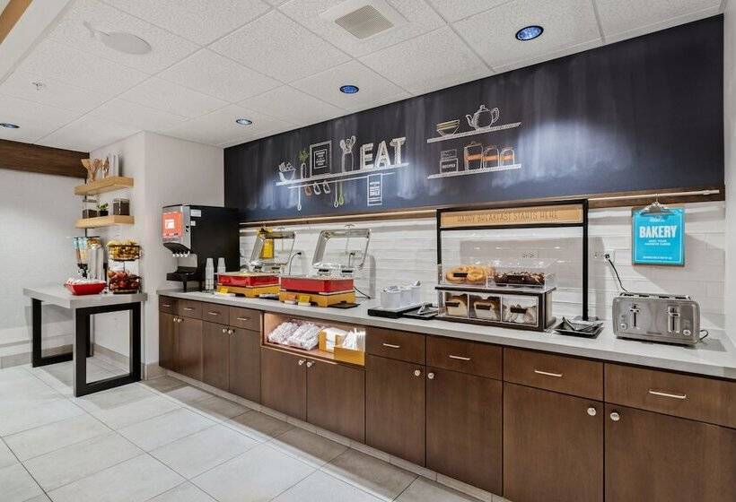 Отель Hampton Inn Morro Bay