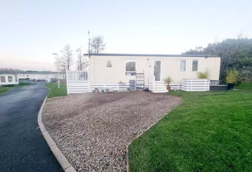 ホテル Impeccable 2 Bed Caravan In Morpeth   Willow Burn