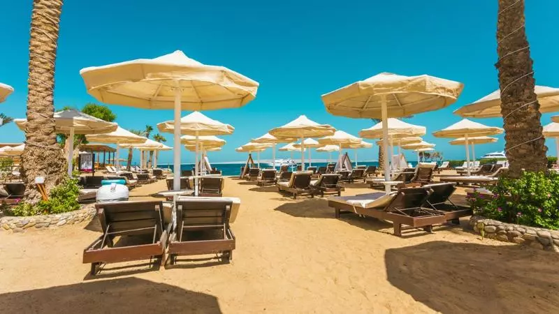 هتل La Rosa Waves Beach Resort And Aqua Park