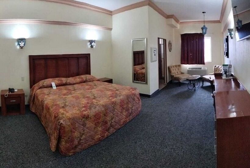 בית מלון כפרי Los Cedros Inn Delicias