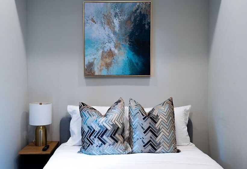 Miami Vibes In East Little Havana