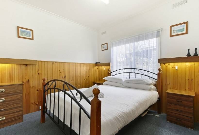 Ocean Bridge Lakes Entrance