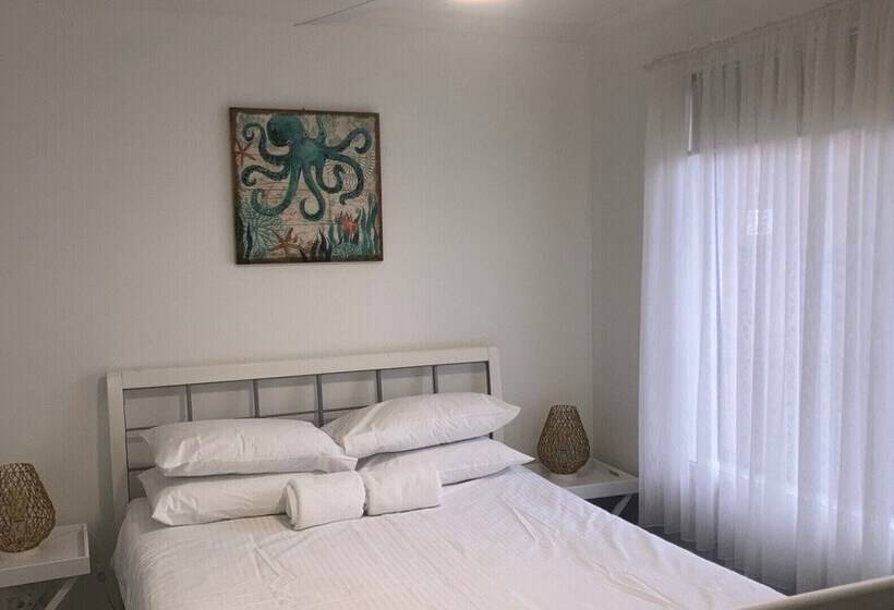 Ocean Bridge Lakes Entrance