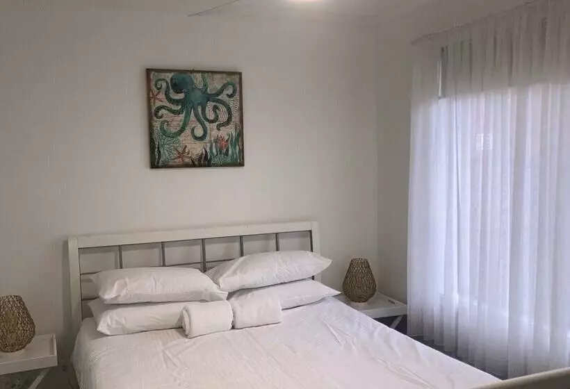 Ocean Bridge Lakes Entrance