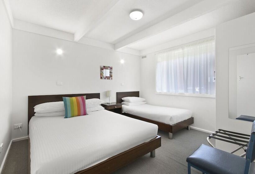 Ocean Bridge Lakes Entrance