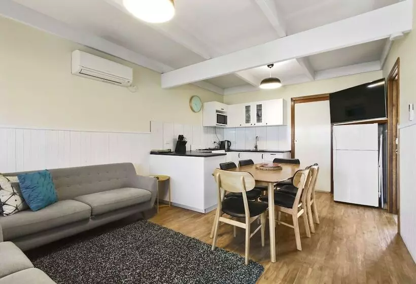 Ocean Bridge Lakes Entrance