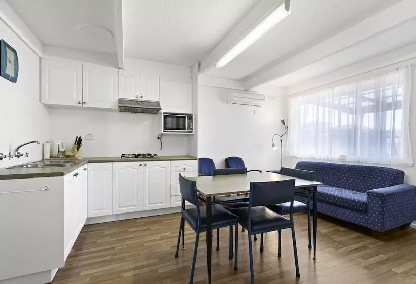 Ocean Bridge Lakes Entrance