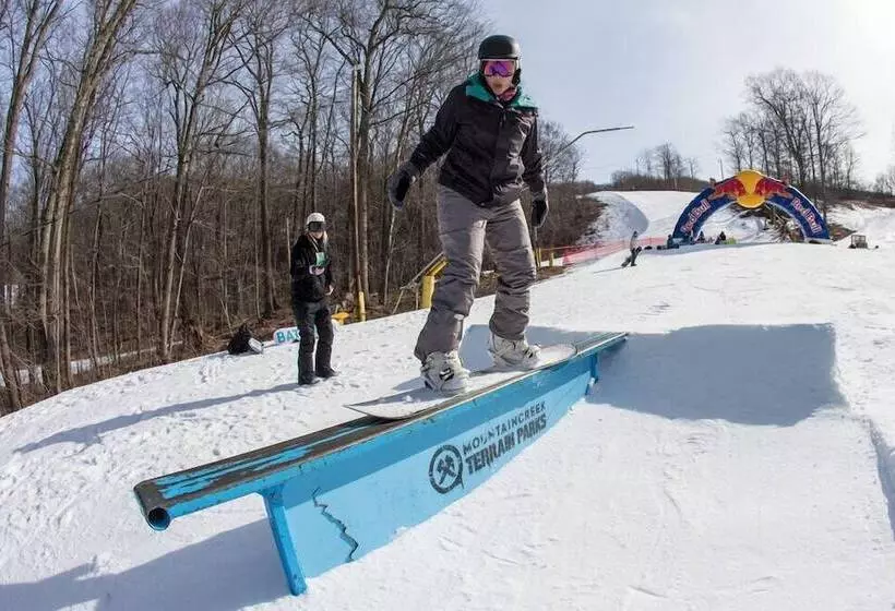 Majatalo Infinity Mountview