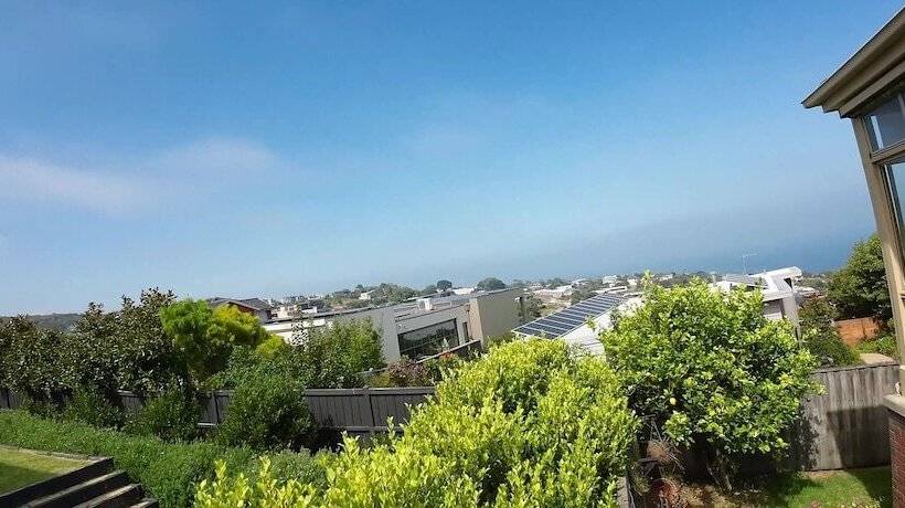 פנסיון Logooner Ocean House Walking To Beach