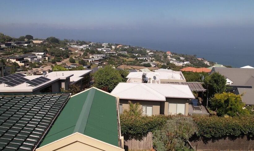 פנסיון Logooner Ocean House Walking To Beach