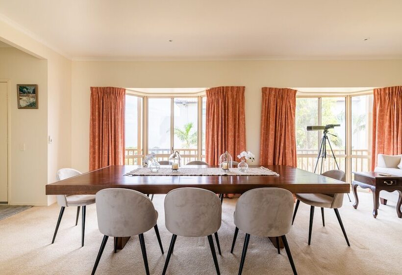 פנסיון Logooner Ocean House Walking To Beach