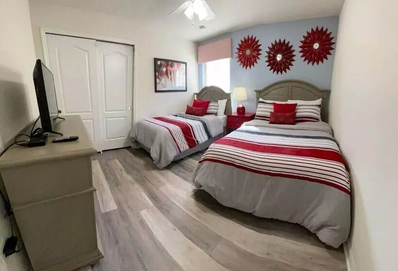 レジデンス Beautiful 8 Bedroom Villa Near Disney With Pool