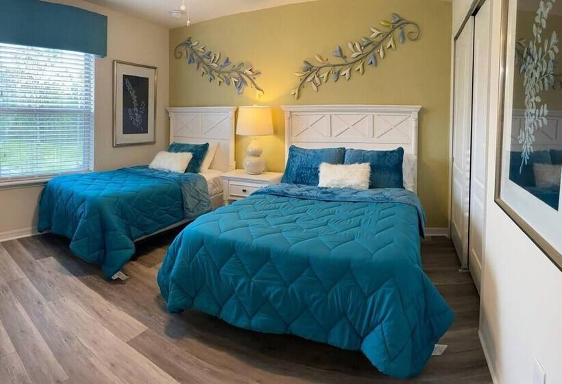 إقامة Beautiful 8 Bedroom Villa Near Disney With Pool