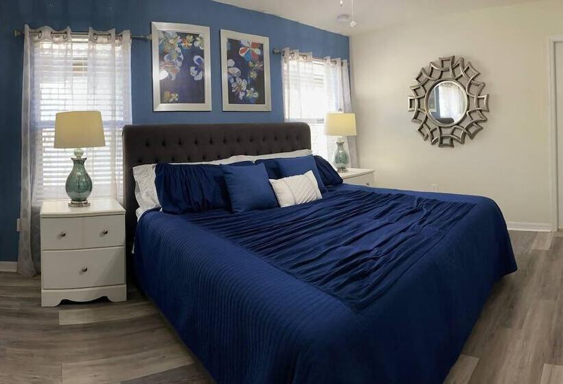 إقامة Beautiful 8 Bedroom Villa Near Disney With Pool