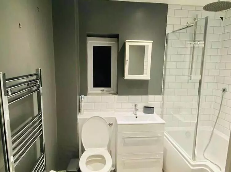 レジデンス Lovely 2 Bed House In Rochester