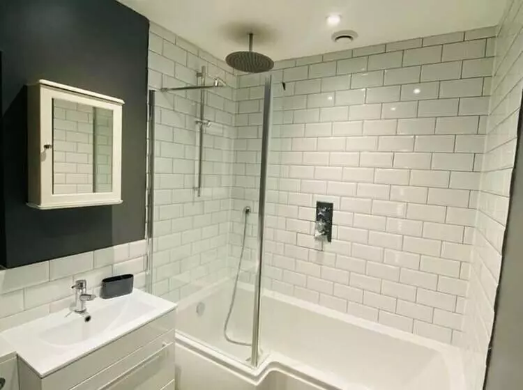 レジデンス Lovely 2 Bed House In Rochester