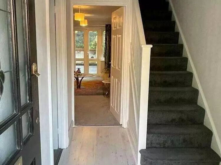 レジデンス Lovely 2 Bed House In Rochester