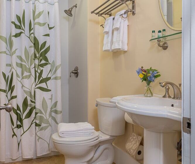 Sinclair Inn Bed And Breakfast