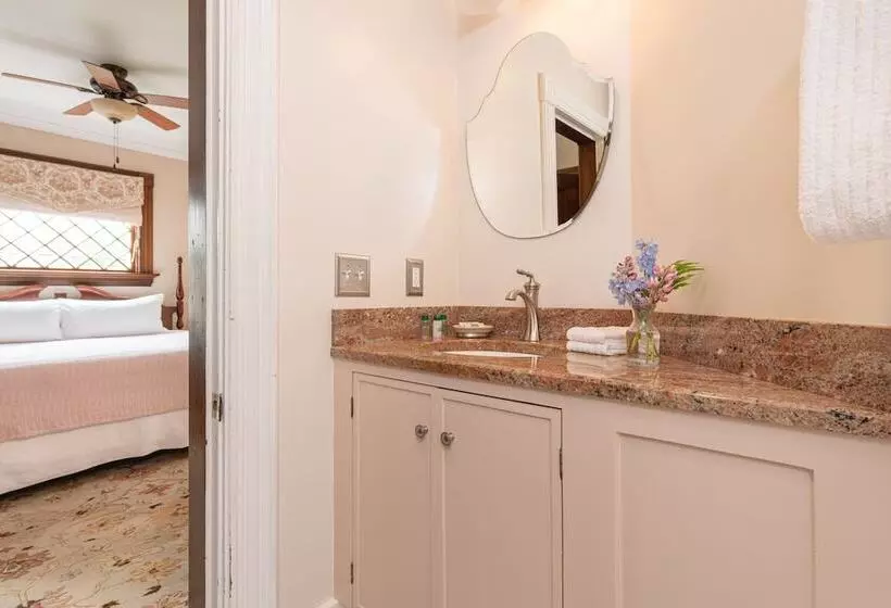 Sinclair Inn Bed And Breakfast